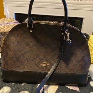NWOT Coach leather bag